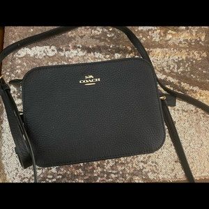 Brand new coach purse, never used.